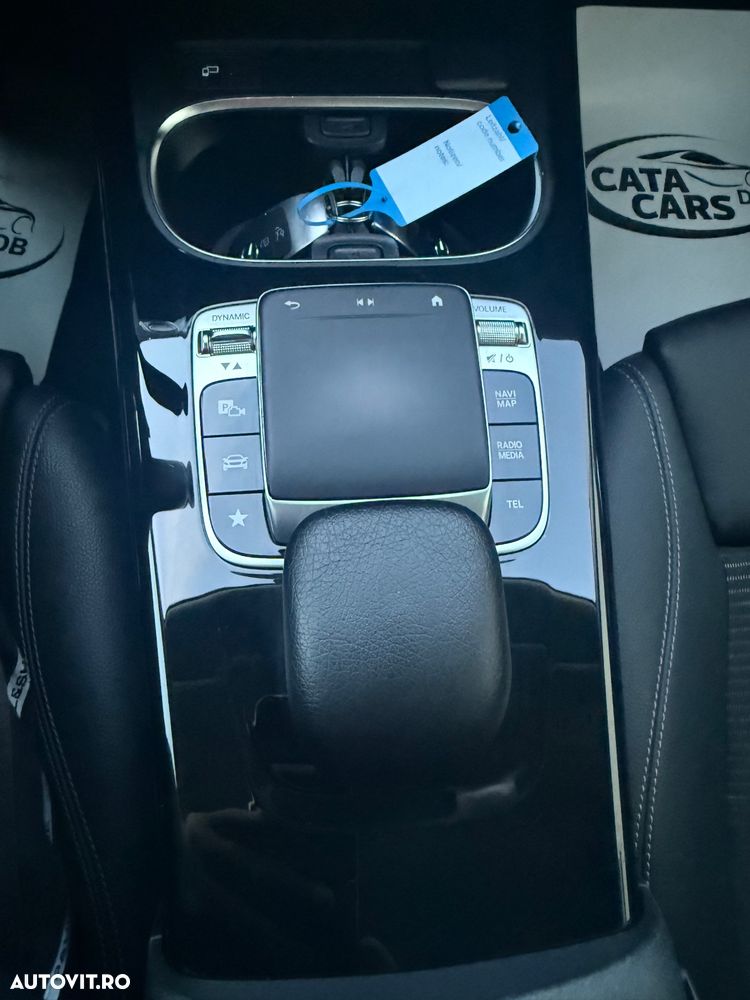 Mercedes-Benz A 180 d Sedan Aut. - 29