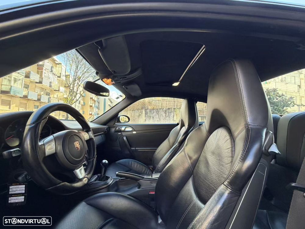 Porsche 911 (997) Carrera - 11