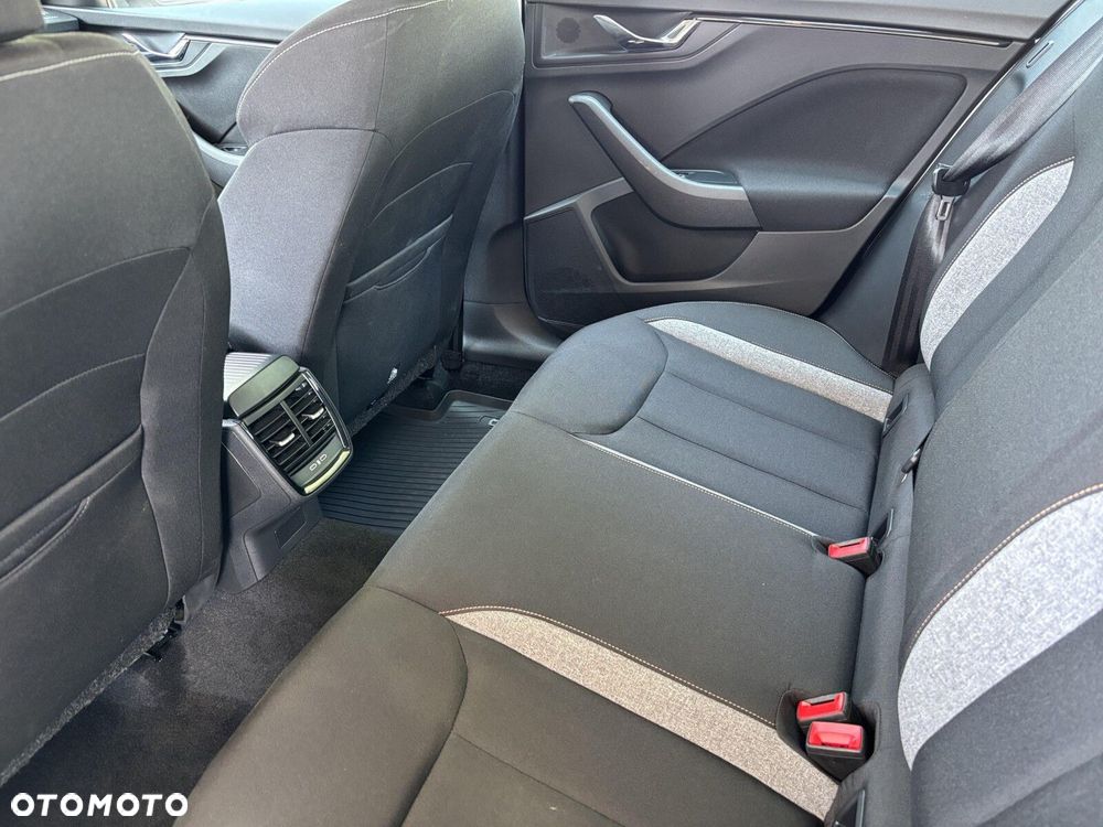 Skoda Kamiq 1.0 TSI Selection DSG - 15