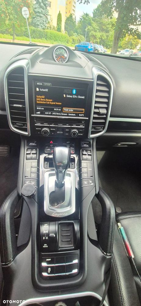 Porsche Cayenne Diesel Tiptronic S - 28