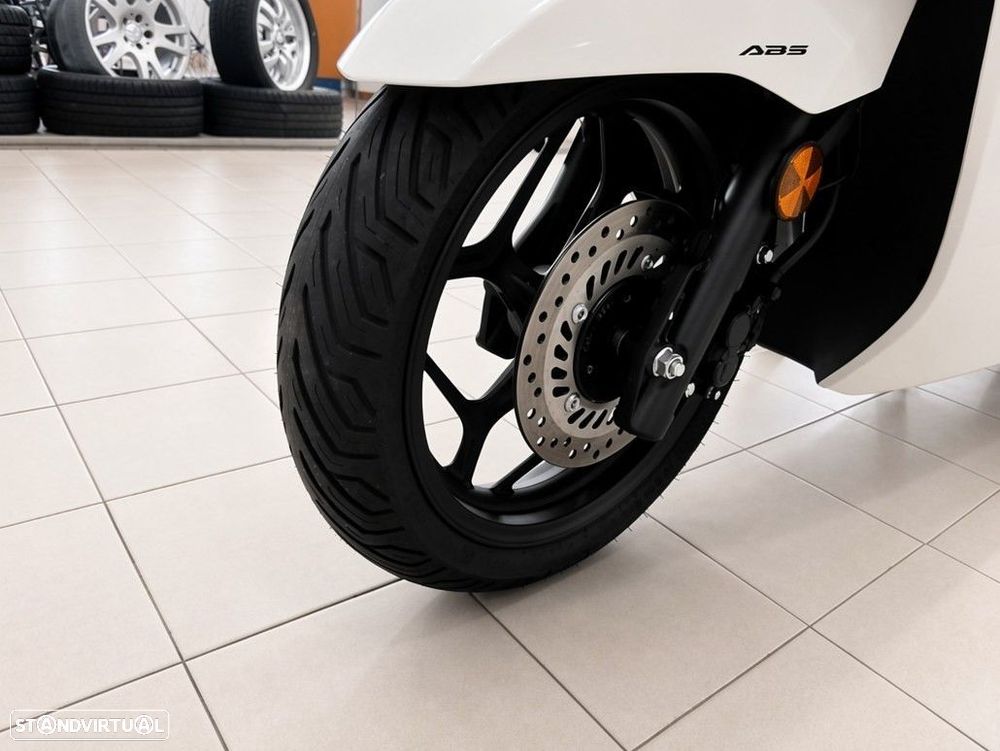 Honda PCX125 Top Case - 14