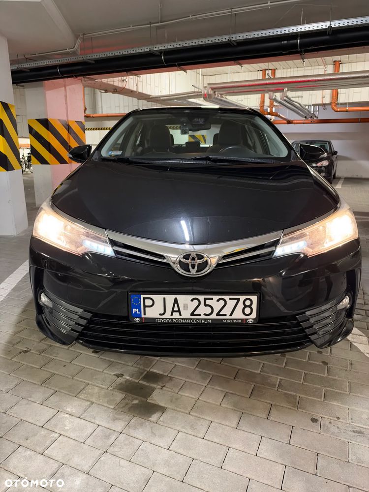 Toyota Corolla - 4