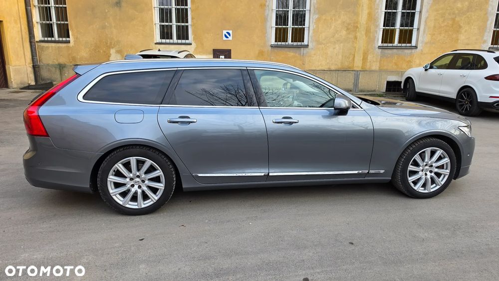 Volvo V90 D5 AWD Inscription - 4