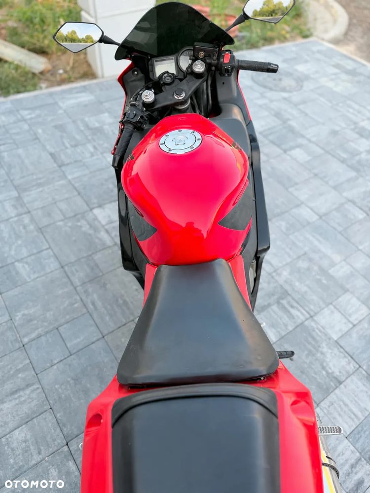 Honda CBR - 2