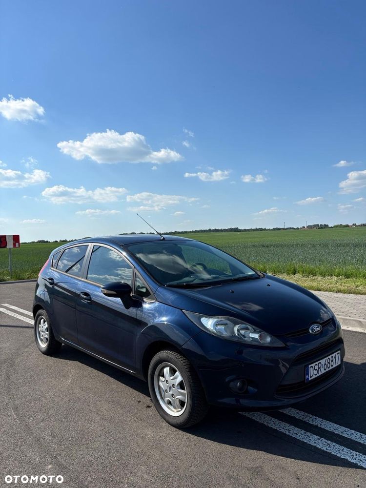 Ford Fiesta 1.6 TDCi DPF Trend - 9