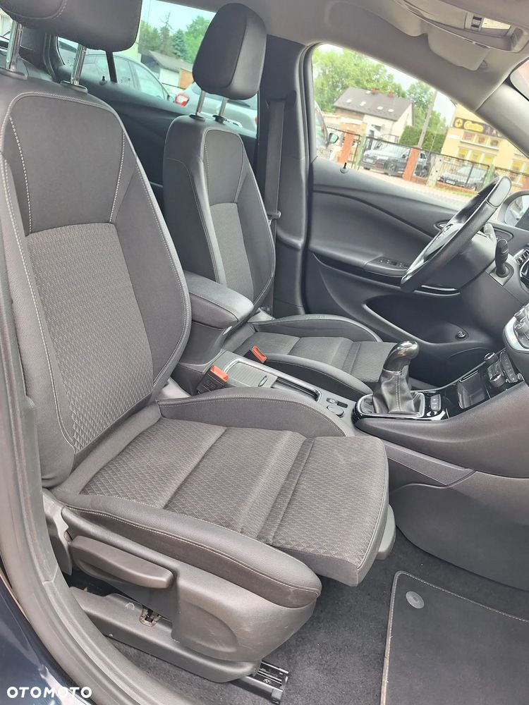 Opel Astra 1.4 Turbo Start/Stop Ultimate - 27