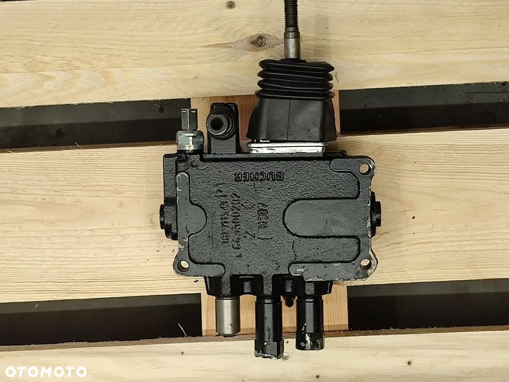 Rozdzielacz hydrauliczny 200061132368 BUCHER - 6