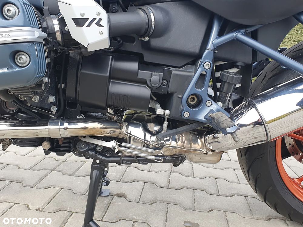 BMW R - 32