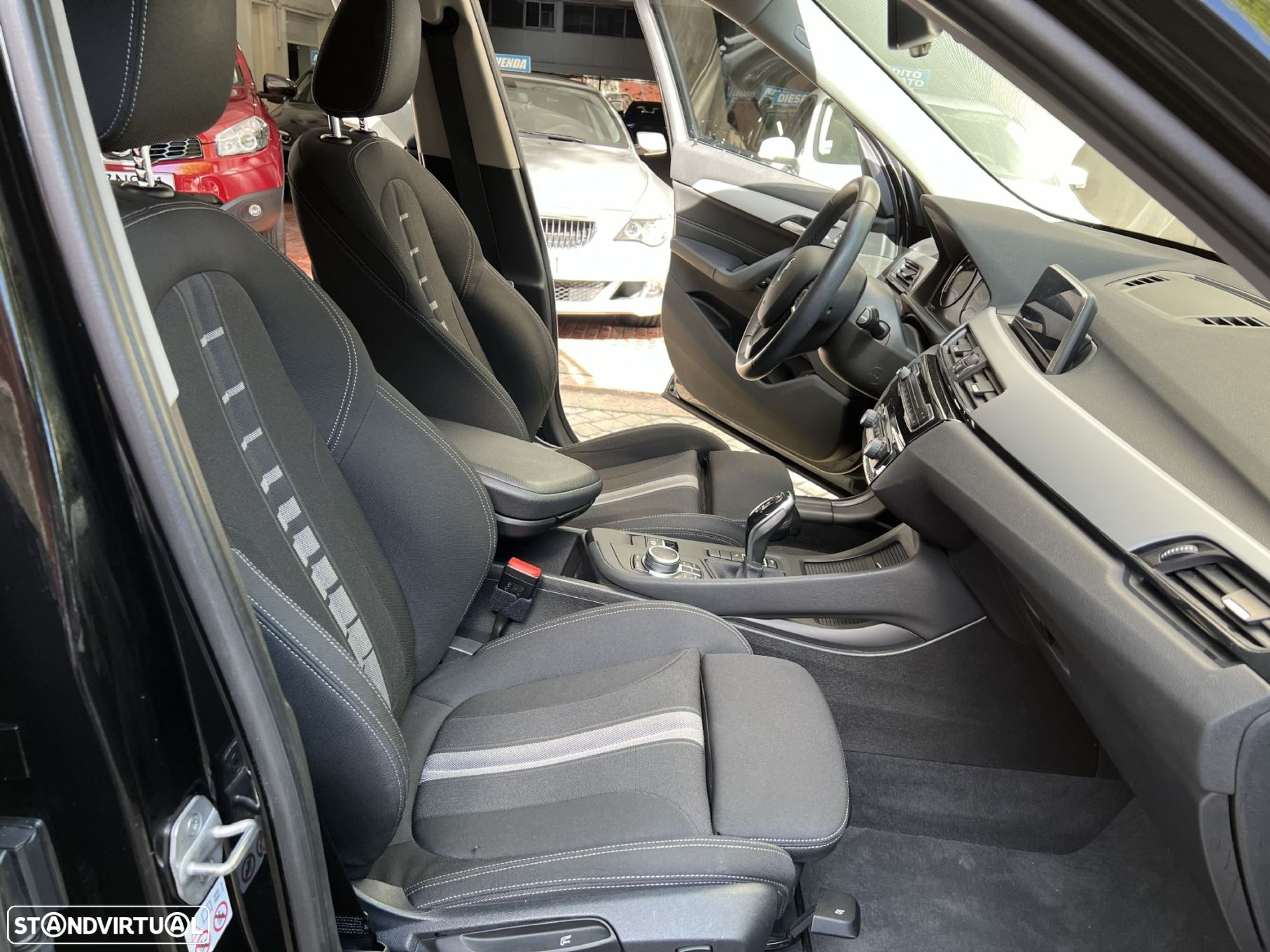 BMW X1 18 d sDrive Auto - 9