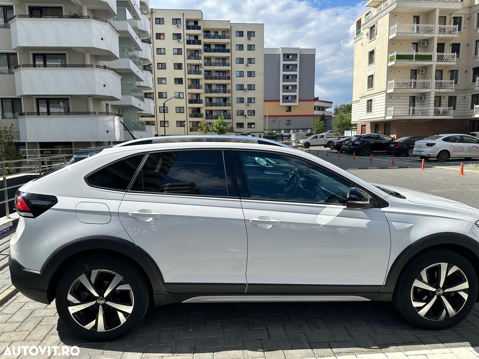Volkswagen Taigo 1.0 TSI DSG Style - 10