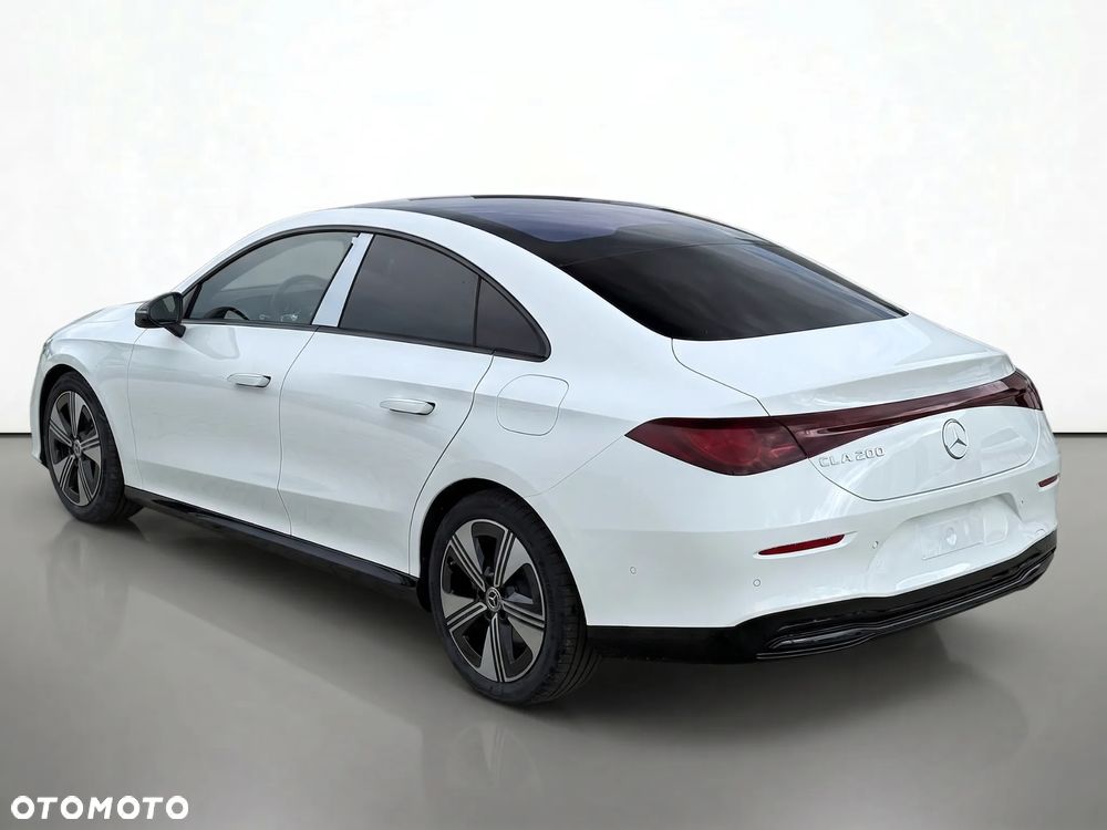 Mercedes-Benz CLA - 5