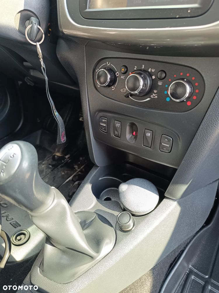 Dacia Sandero Stepway 1.5 dCi - 19