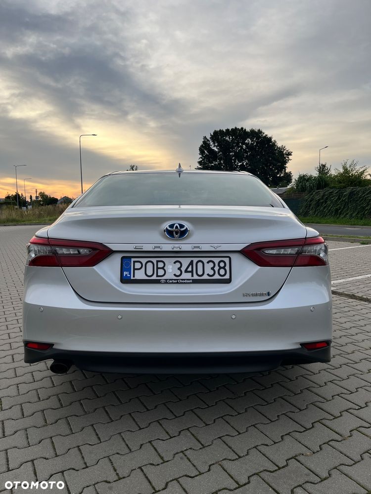Toyota Camry 2.5 Hybrid Executive CVT - 8