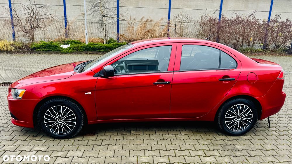 Mitsubishi Lancer - 8