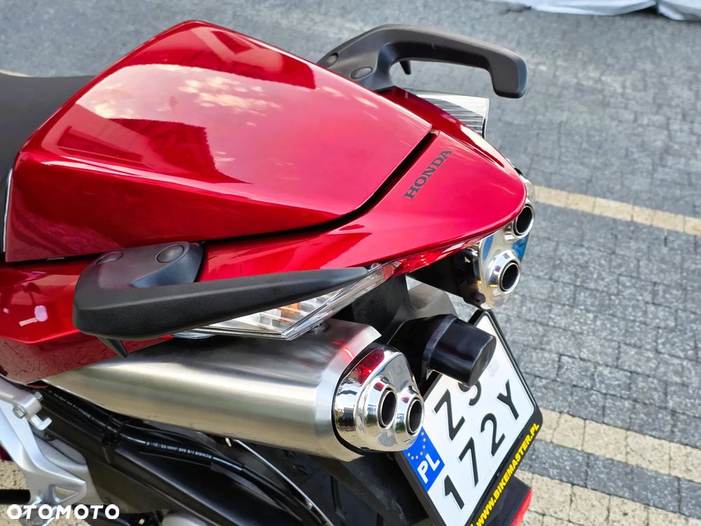 Honda VFR - 7