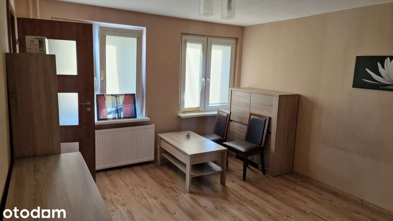 Spółdzielczo-własnościowa kawalerka- centrum!