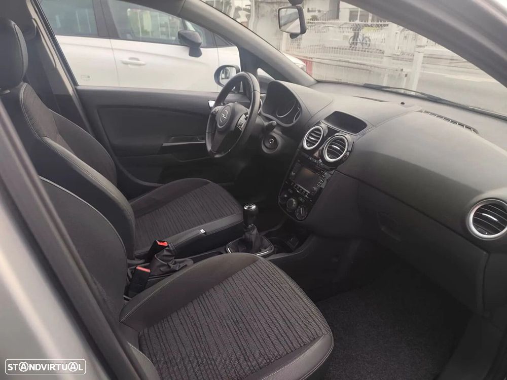 Opel Corsa 1.3 CDTi Cosmo - 17