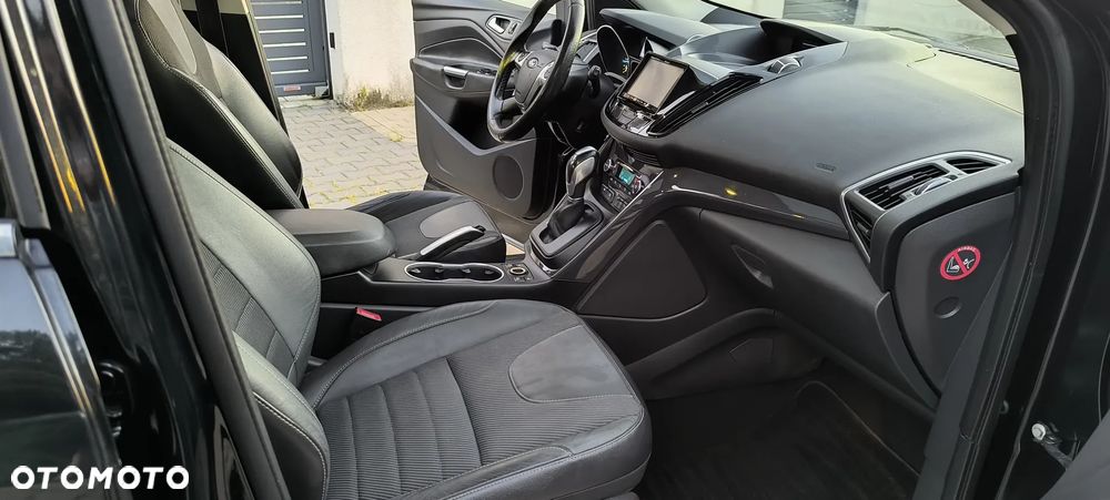 Ford Kuga 2.0 TDCi 4WD Titanium - 18