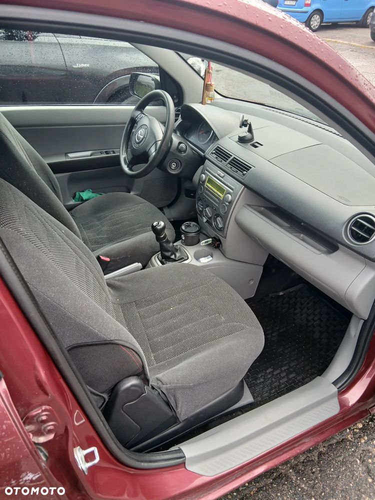 Mazda 2 - 8