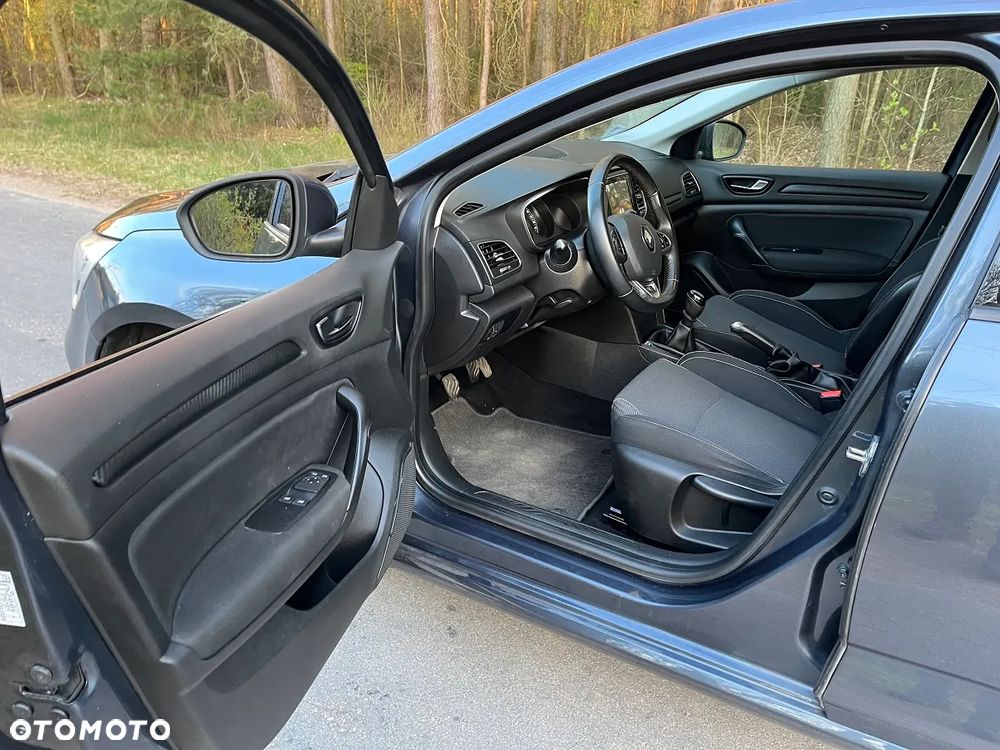 Renault Megane ENERGY TCe 100 LIFE - 8