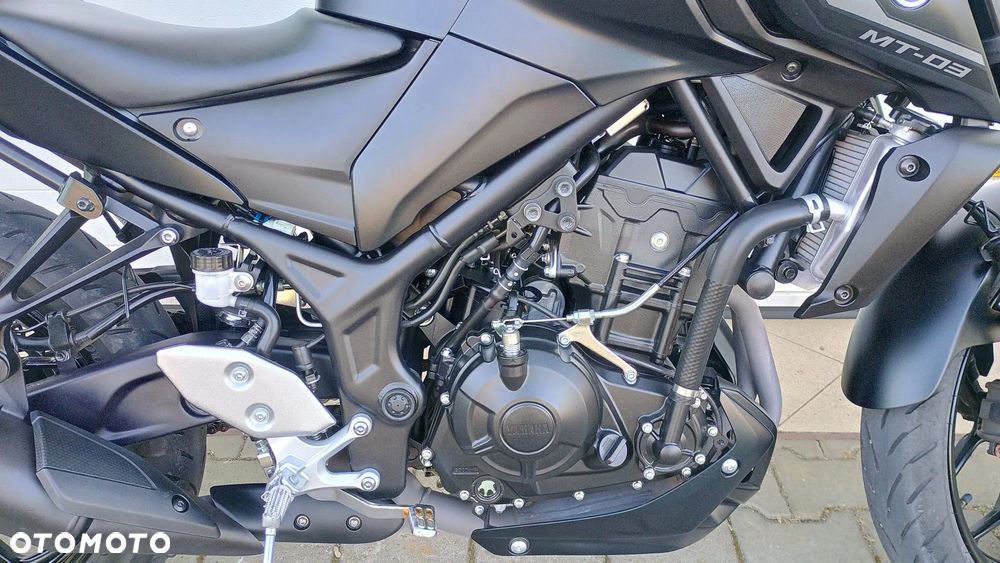 Yamaha MT - 6