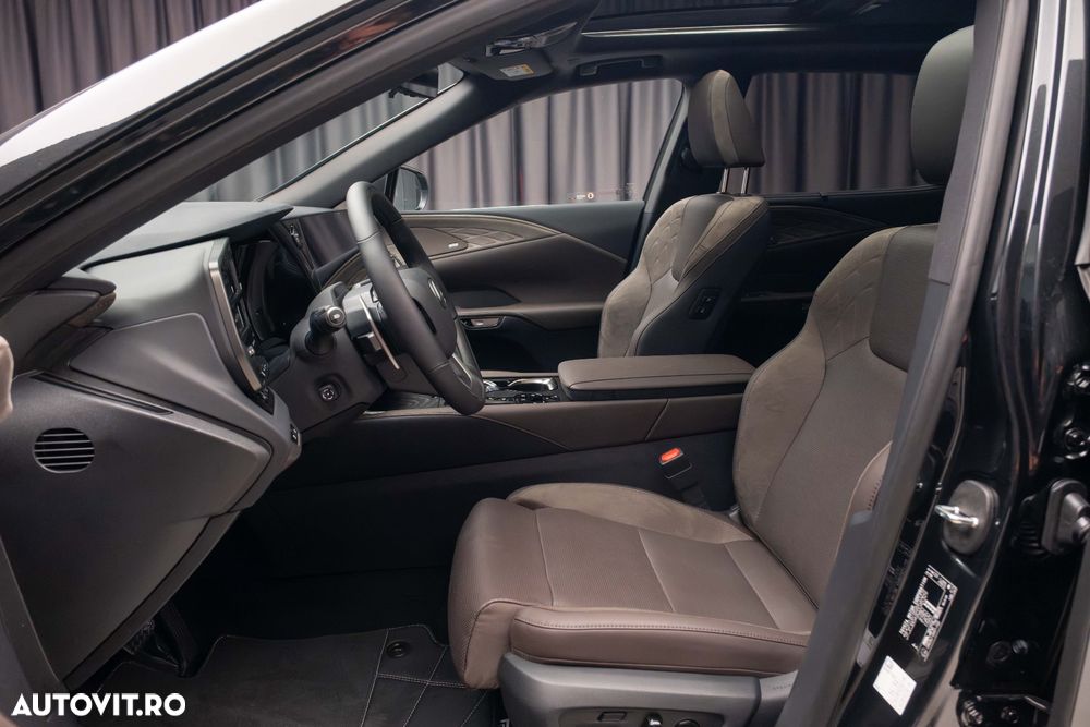 Lexus Seria RX 450h+ (Plug-in-Hybrid) Luxury - 8