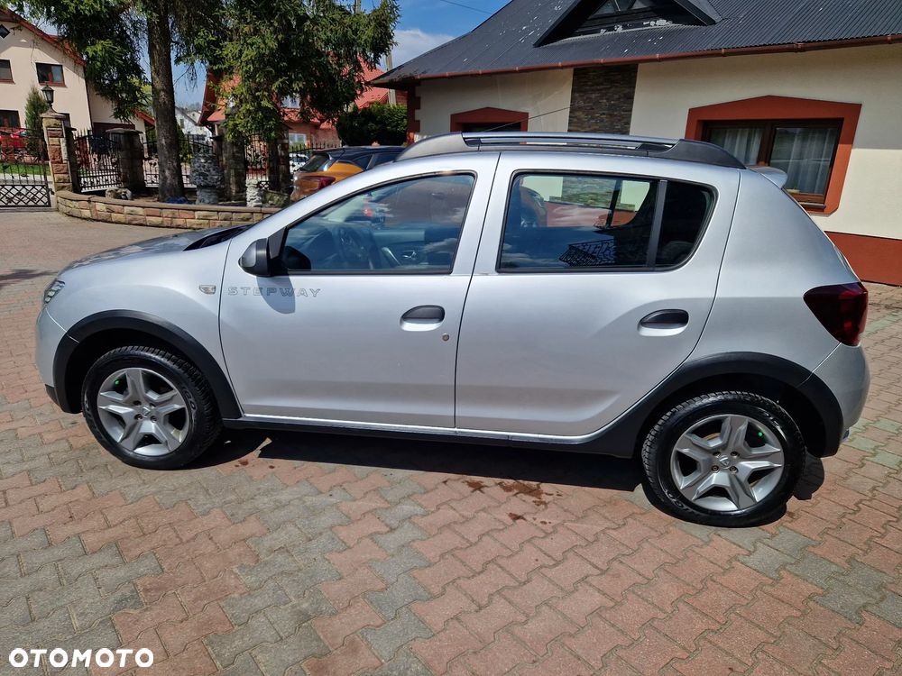 Dacia Sandero Stepway 0.9 TCe Laureate S&S - 32