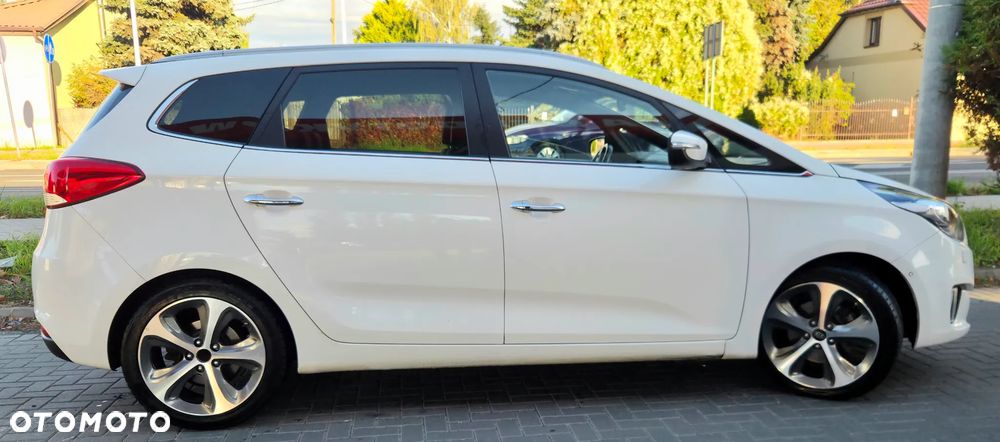 Kia Carens 1.7 CRDi 141 ISG Vision - 18
