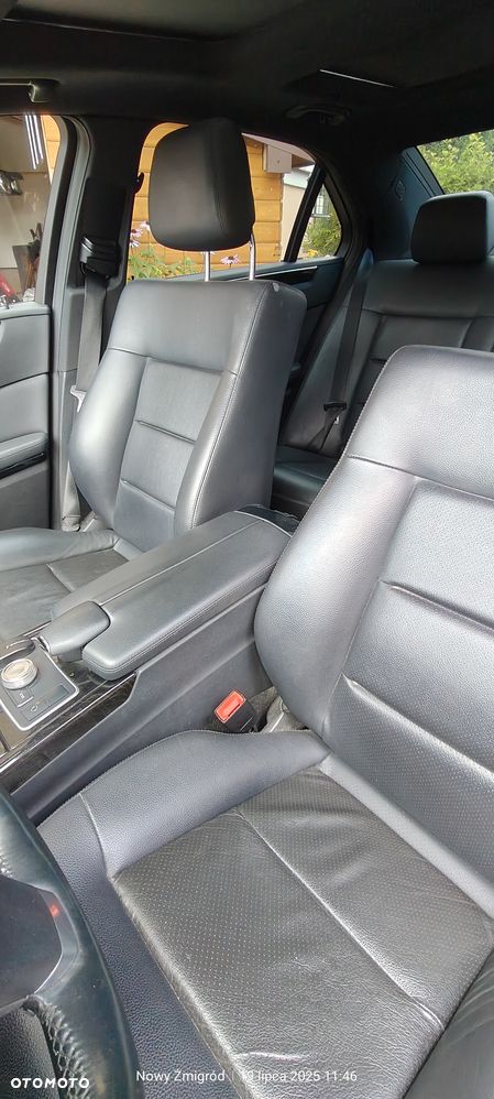 Mercedes-Benz Klasa E 350 4-Matic - 13