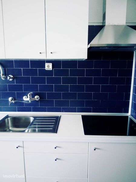 Alugo apartamento Nas Olaias - Avª Engº Arantes e Oliveira nº2 - Grande imagem: 5/12