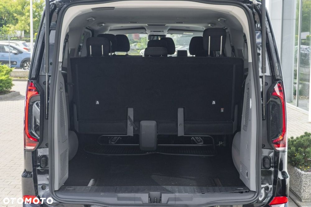 Volkswagen Caravelle - 12