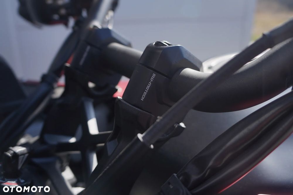 Kawasaki Versys 1000 - 11