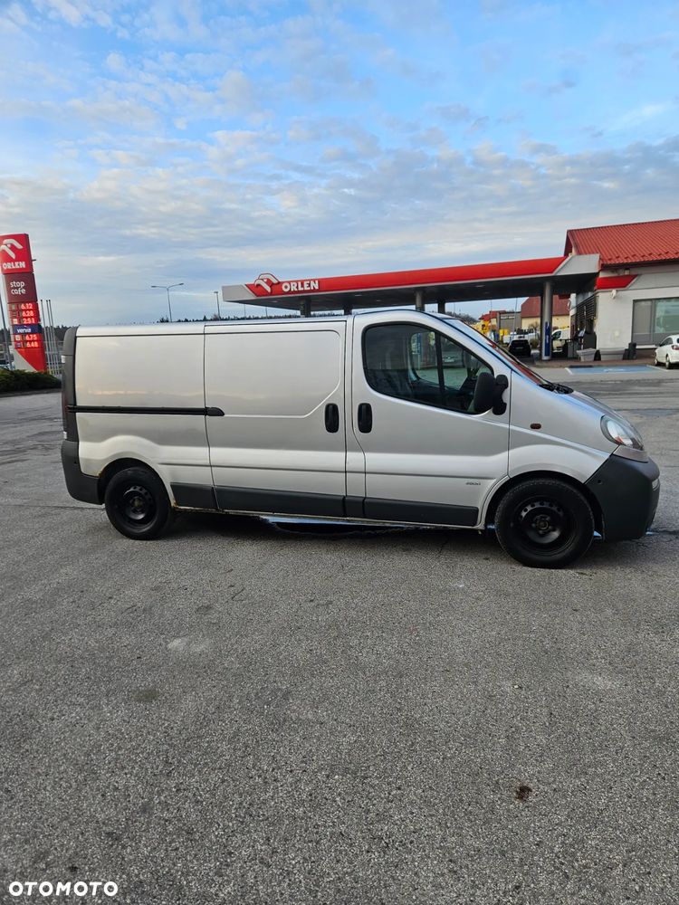 Opel Vivaro - 12