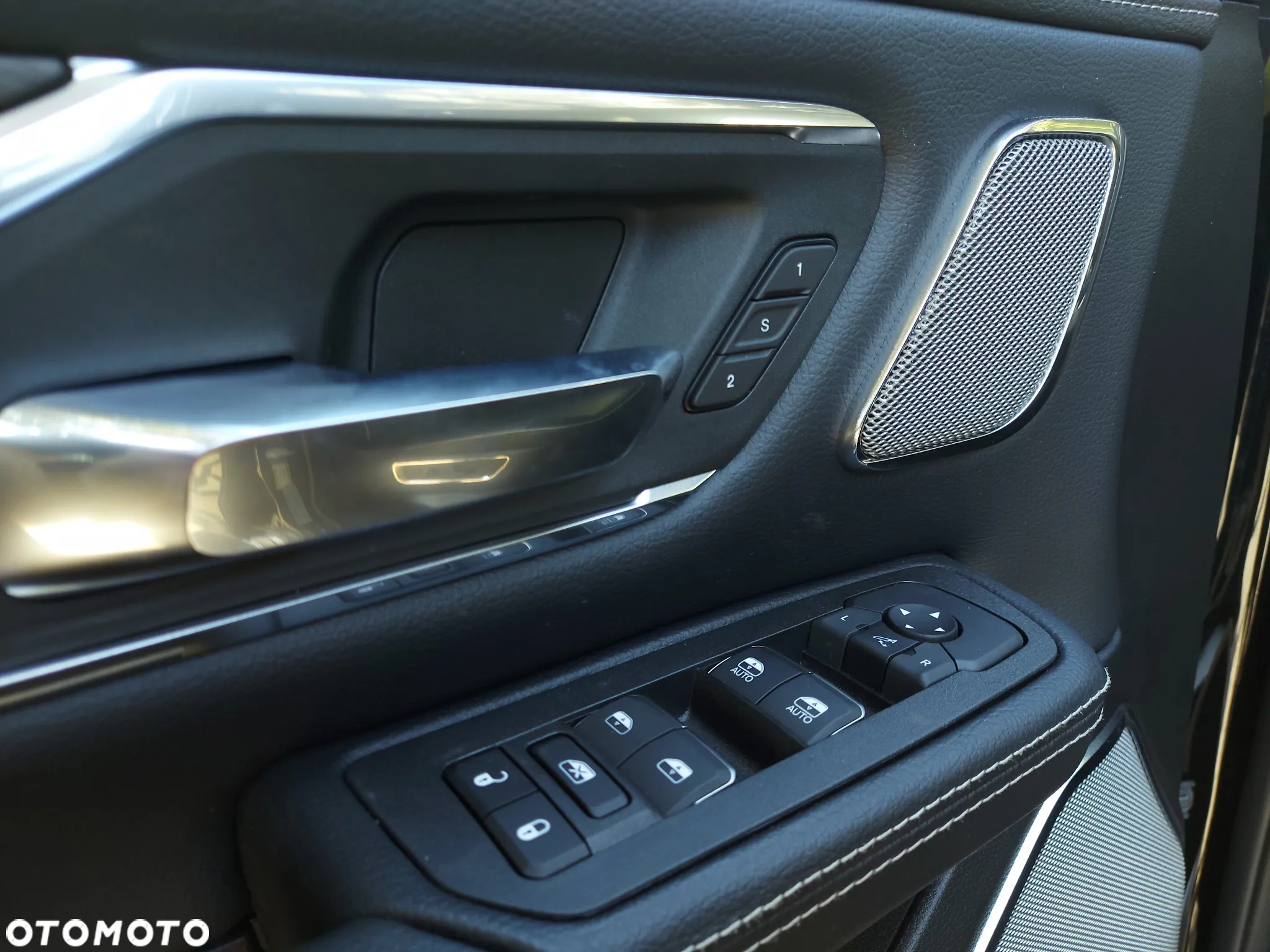 RAM 1500 - 22