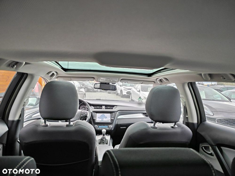 Toyota Avensis - 21