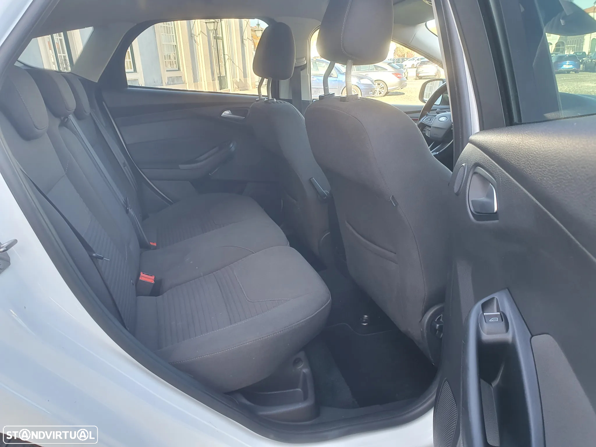 Ford Focus 1.5 TDCi Titanium - 24