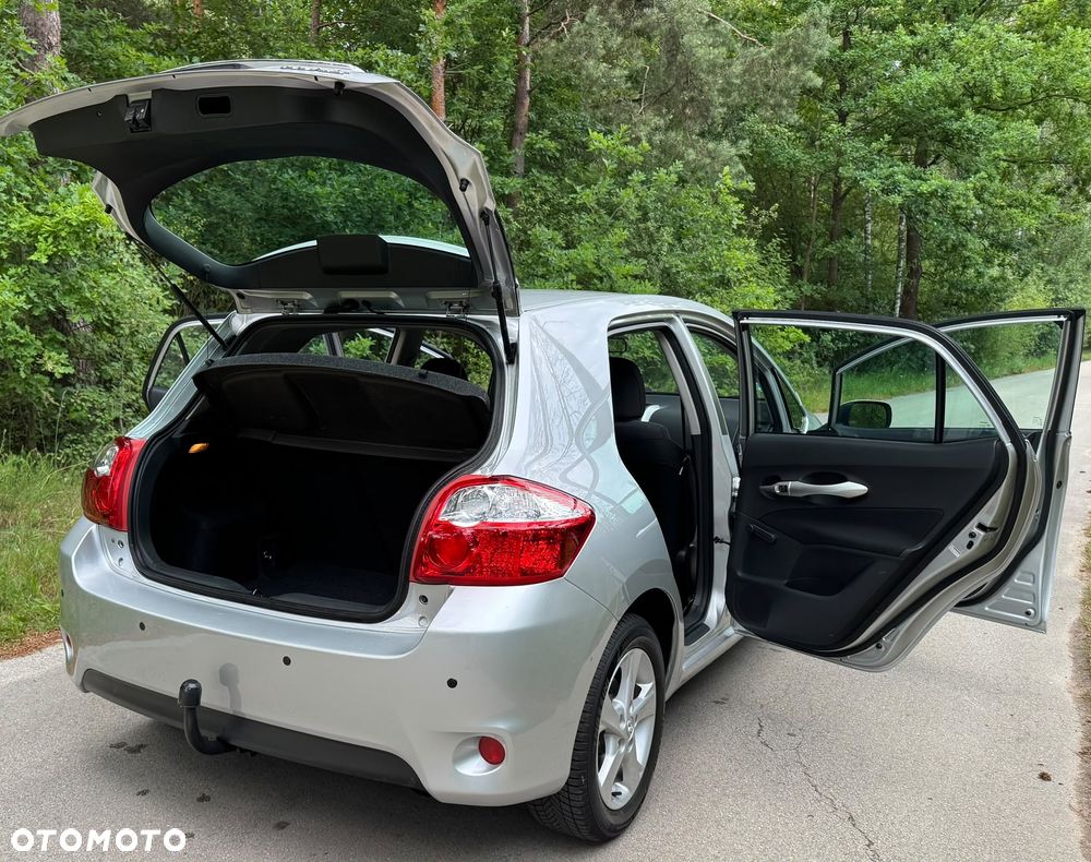 Toyota Auris - 19