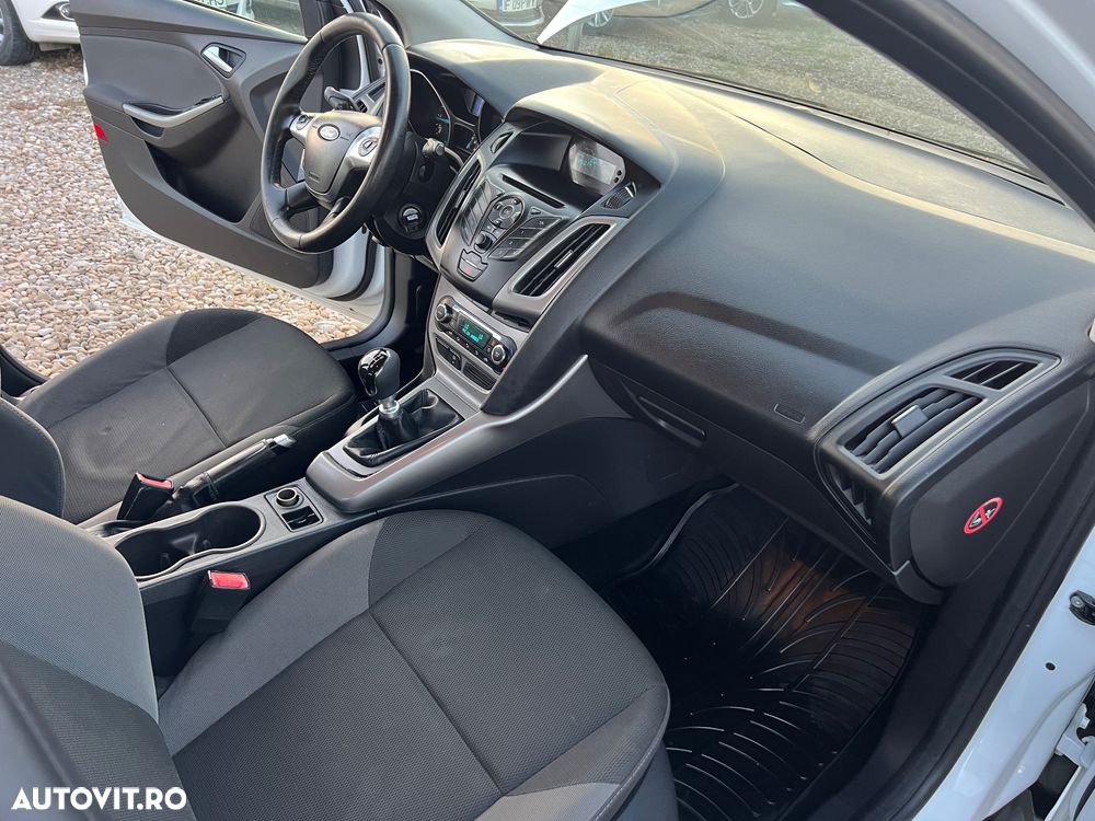 Ford Focus 1.6 TDCI DPF Trend - 17