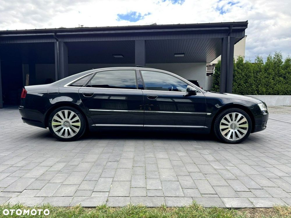 Audi A8 - 12