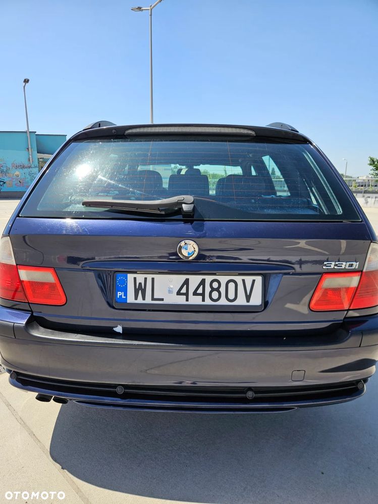 BMW Seria 3 320i - 12