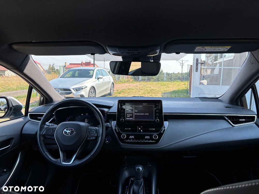 Toyota Corolla 1.8 Hybrid Comfort - 29