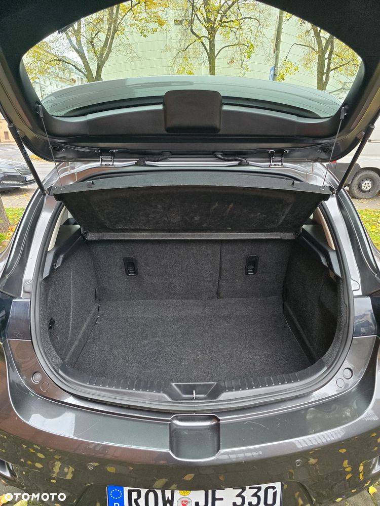 Mazda 3 - 25