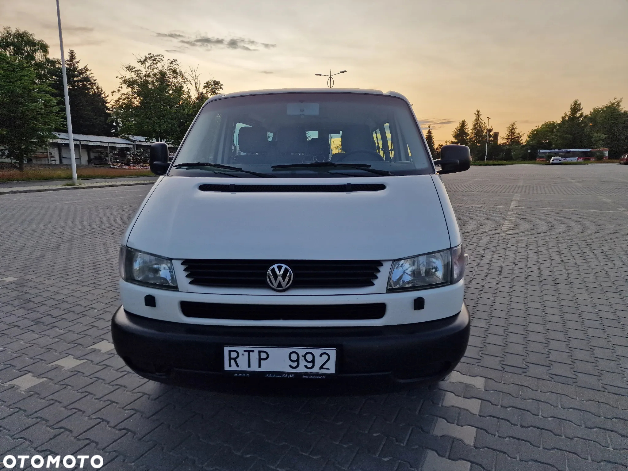 Volkswagen Caravelle GL - 3
