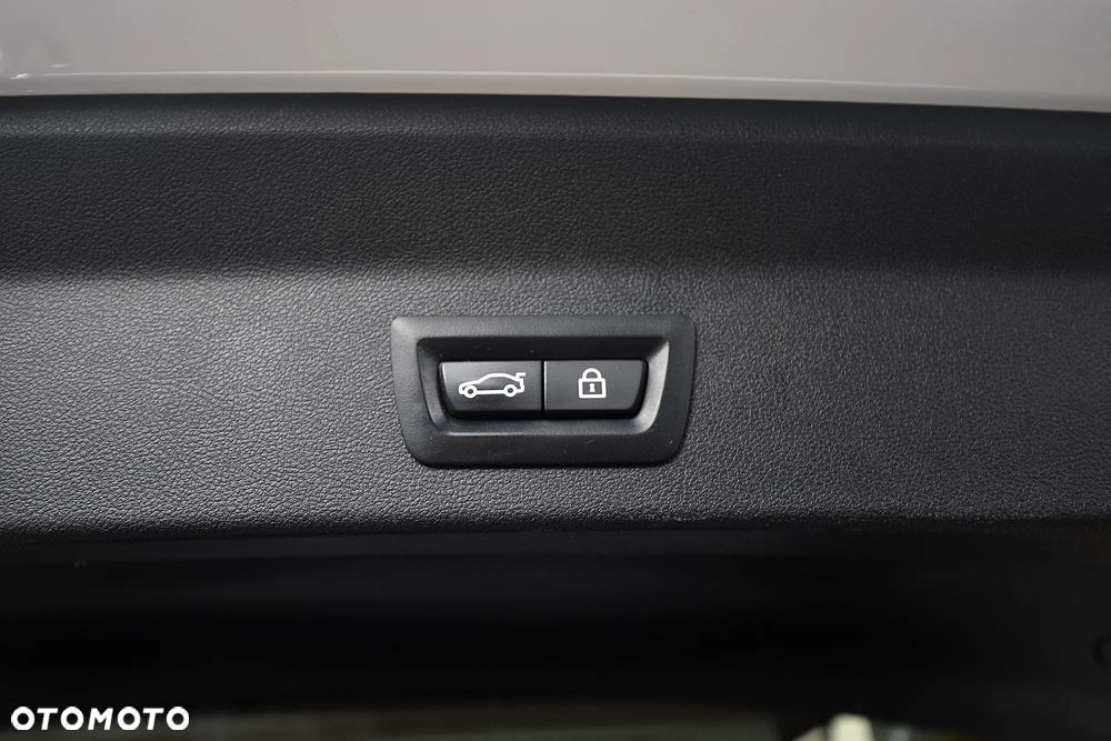 BMW X3 xDrive20d sport - 10
