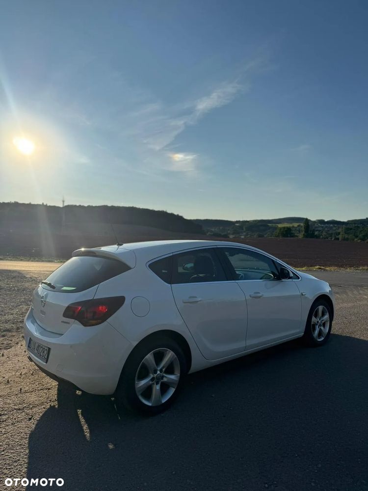 Opel Astra 1.4 Turbo Sport - 5