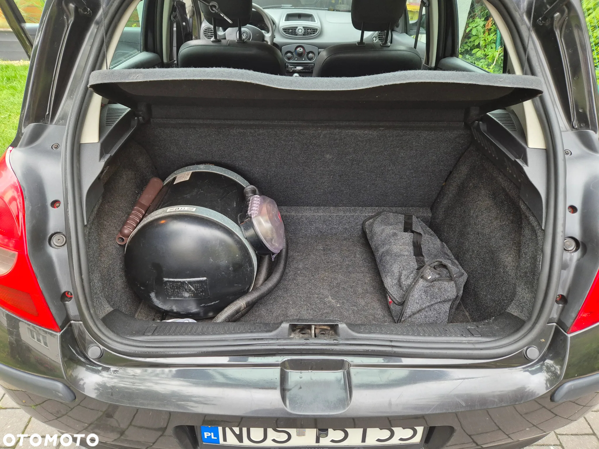 Renault Clio 1.2 16V Expression - 9