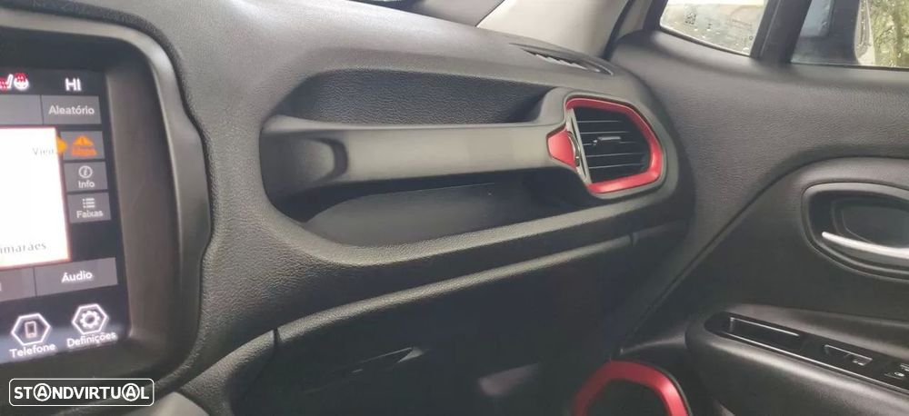 Jeep Renegade 1.3 TG Trailhawk - 41