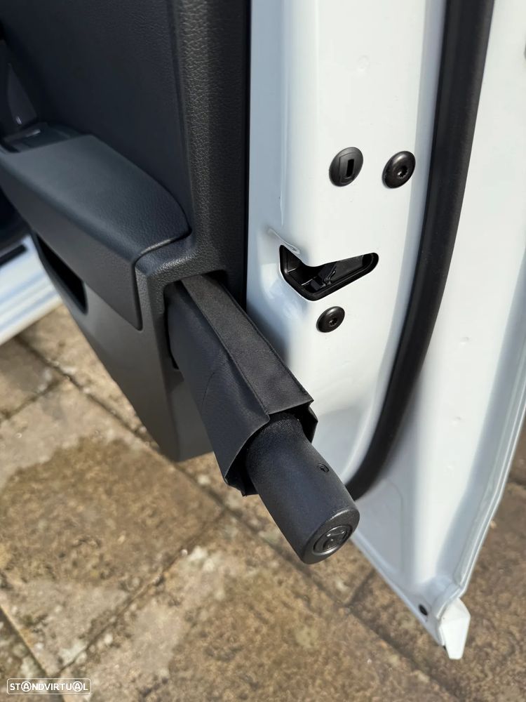 Skoda Superb Break 2.0 TDI Laurin&Klement DSG - 45