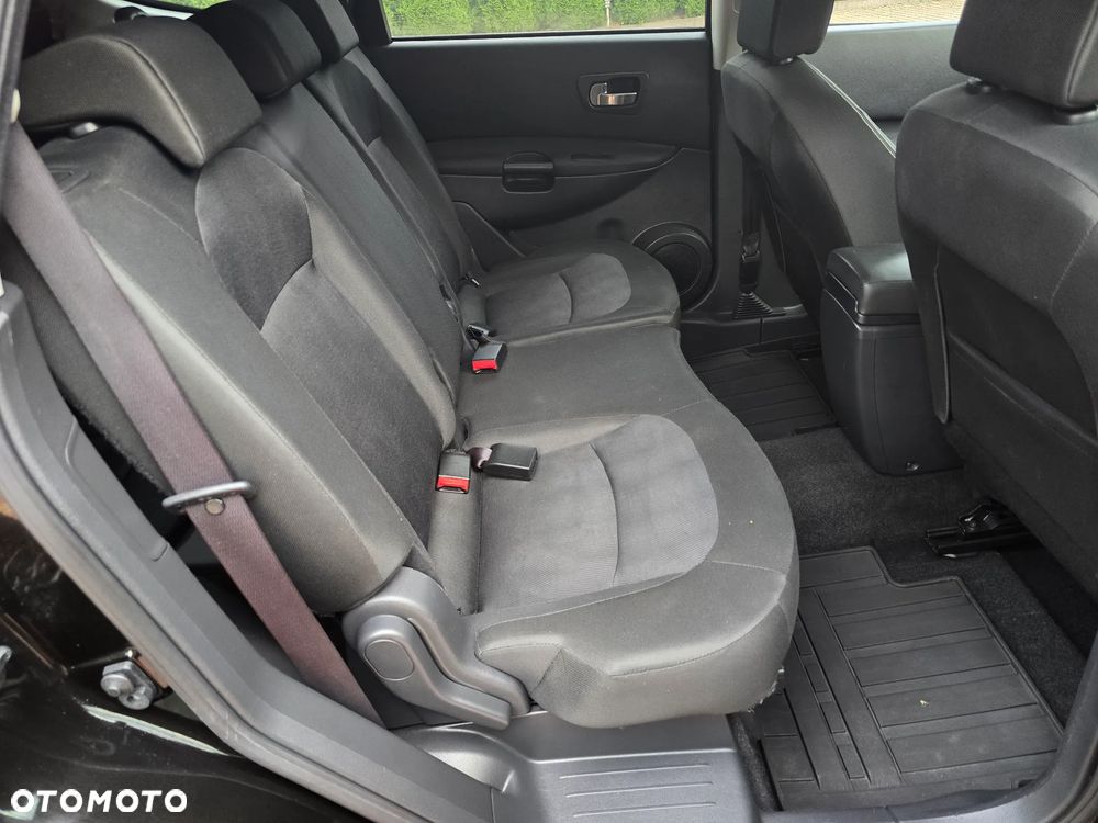 Nissan Qashqai+2 - 34