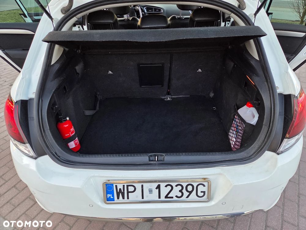 Citroën C4 1.6 HDi Exclusive - 6